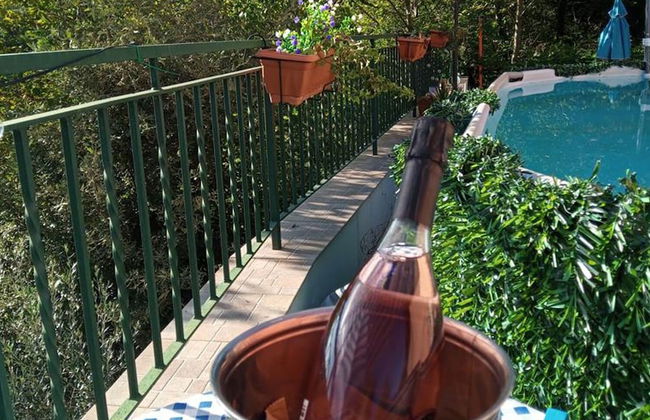 Apartment With Air-con and Pool - Foto 12