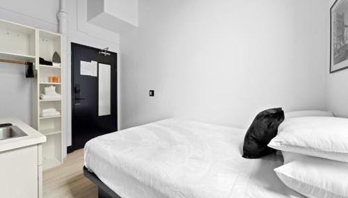 The Neon Elm Hotel - Foto 3