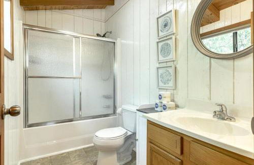 Linden Lakefront Retreat with Kayaks - Foto 32