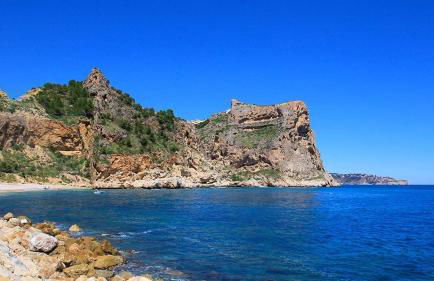 Tranquility, sun, breathtaking views & 7 minutes drive to sea - Foto 18