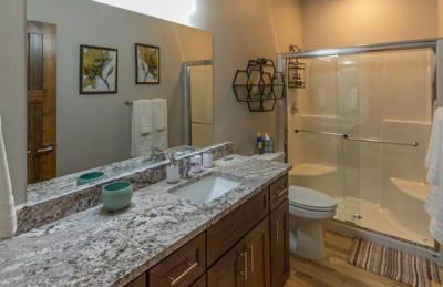 Beautiful Triplex Unit With Spectacular Lake View! - Foto 11