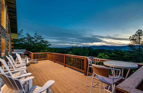 Secluded Luxury Cabin with Hot Tub on 40 Private Acres Near Moorefield, West Virginia - Foto 2