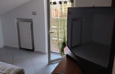 Carmenhouse - Photo 13