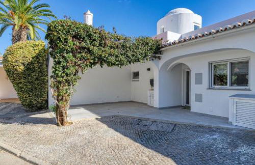 Casa Ella - Beautifully Renovated Townhouse Walkin - Foto 40
