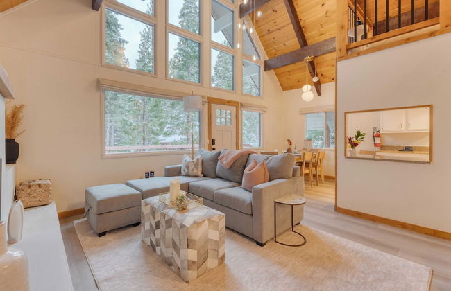 Peaceful Tahoe Retreat 5mins to Lake Cozy Modern Cabin - Foto 7