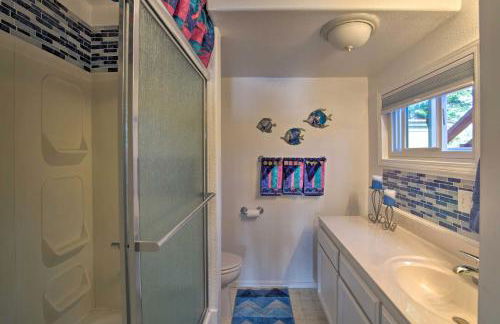 Waterfront North Bend Home 9 Miles into Town - Photo 20