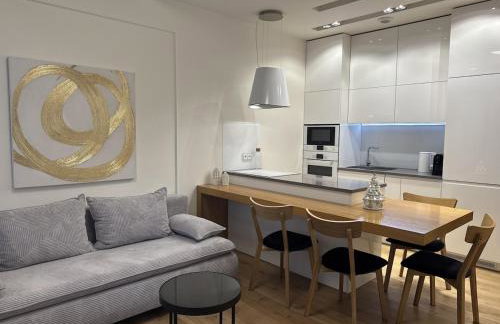 Free Garage Parking & AC, Luxury Apt - Old Town & Kazimierz - Foto 29