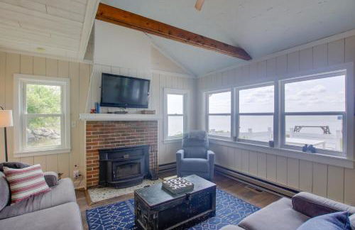 Cozy Fremont Cottage on Lake Poygan and Fishing Dock - Foto 7