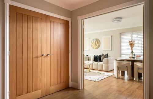 Seahaven in Sandbanks with Private Hot Tub - Photo 8