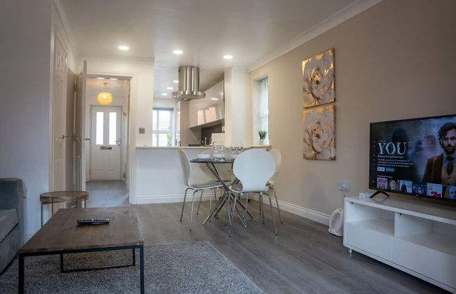 Host Stay Oriel Close - Photo 6