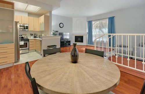 Urban retreat- Quiet comfy 1 bedroom condo near LAX - Foto 8