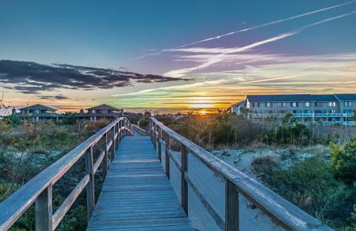 New Listing - Marsh Views Short Walk to Beach and Pools - Double Decks - Foto 32