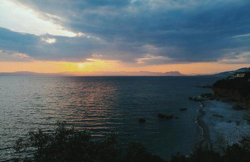 Avia Holiday Homes - Photo 33