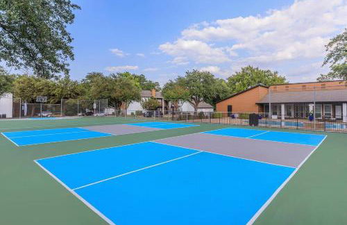 Landing Incredible 1BD Pool Tennis Court - Foto 25