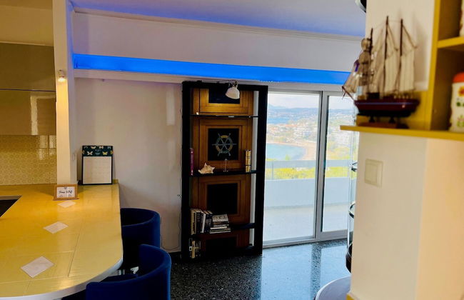 Stunning View Seaside 1-bed Apartment in Saronida - Foto 14