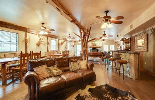 Rural Texas Villa with Hot Tub - Horses Welcome! - Foto 6