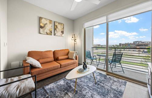 Stylish 1BR Retreat with Pool & Gym - Foto 13