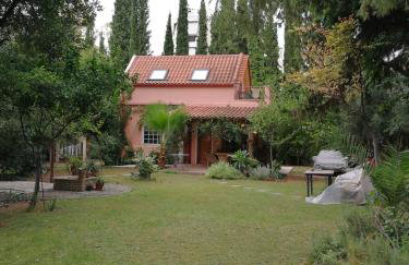 Villa with big garden - Foto 1
