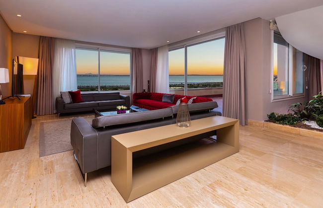 ADAM Hotel Suites - Foto 1