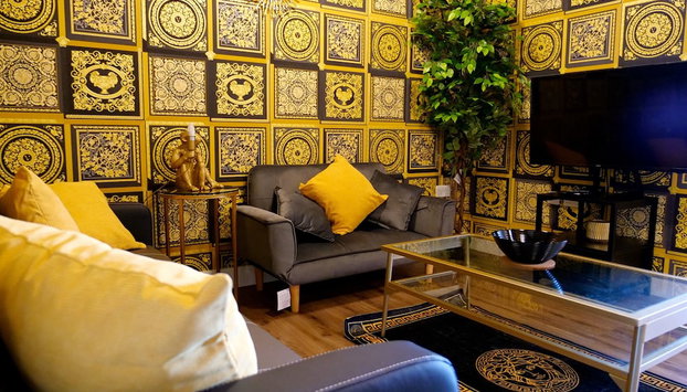 Sexy Luxurious Versace Apartment Near Sheffield - Foto 2, Imagen principal