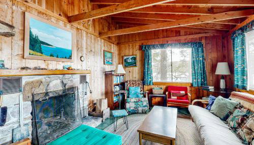 Peaceful 2BR Lakefront Cabin w/ New Dock - Foto 5