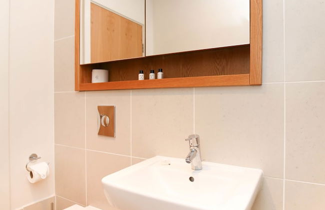 Fenwick Chambers - By Week2Week - Photo 18