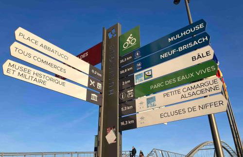 Basel-Tram 8-Tristate-Bridge-Riverview - Foto 47