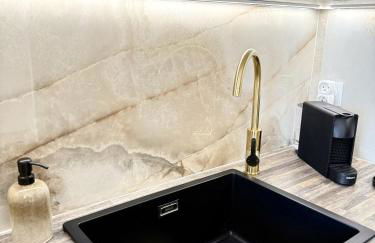 Studio de LUXE Portes de Monaco - Vue MER - Piscine - Wifi - Foto 17