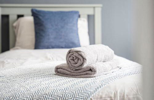 Modern 3 bed House - Photo 9