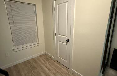 Spacious 3 bedroom 2 bath home in Downtown - Foto 53