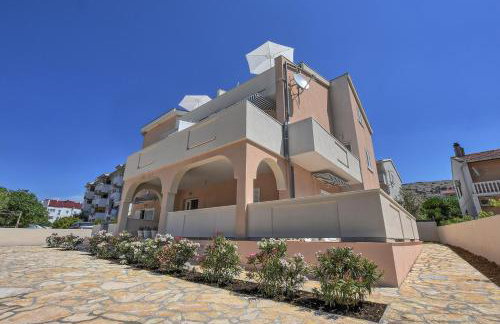 Villa Magena - Modern Apartments in Pag Center - Foto 2