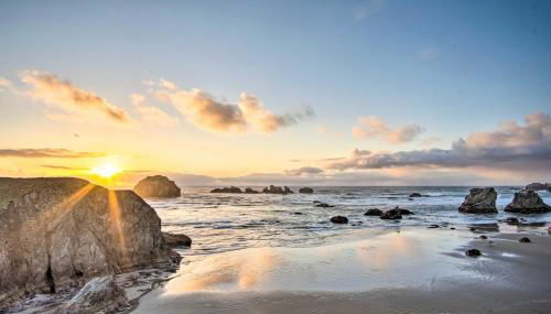 Spacious Bandon Getaway - 2 Blocks to Ocean! - Foto 2