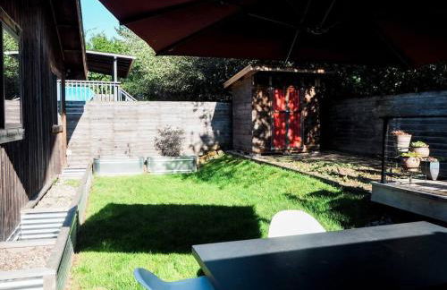 Fenced Yard, Walkable, Parking! - Photo 10