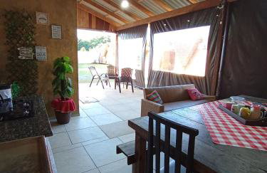 Cabana com Ar condicionado e area de cozinha e banheiro compartilhado a 10 minutos do Parque Beto Carrero - Foto 15