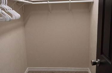 House near down town and fairgrounds - Foto 18