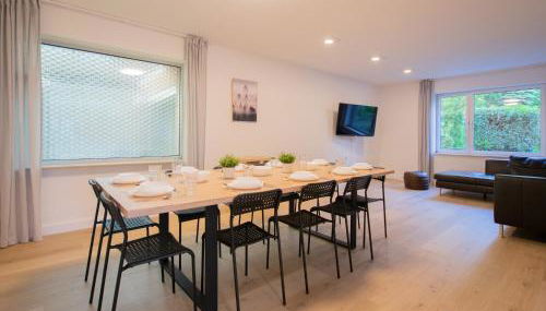 Tolstov House - Freistehendes 9 Zimmer Haus mit großem Garten - Foto 1