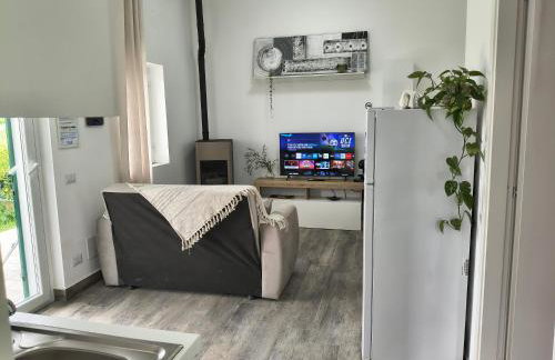 All'ombra del pino ALLOGGIO TURISTICO - Foto 9