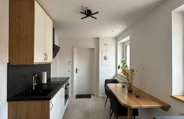 Moderne 2-Schlafzimmer Wohnung für 2-3 Personen - Optimal für Arbeit und Erholung - Foto 3