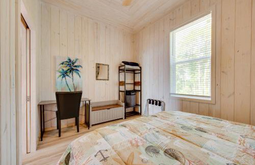 Beachfront Retreat with Dock in Lanark Village! - Foto 12