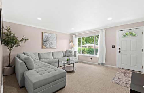 Big Fenced Backyard Sleeps 8 - Foto 1