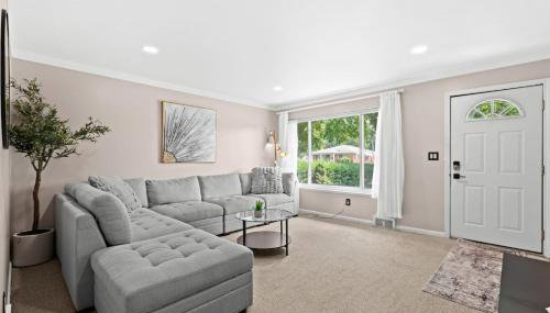 Big Fenced Backyard Sleeps 8 - Foto 1