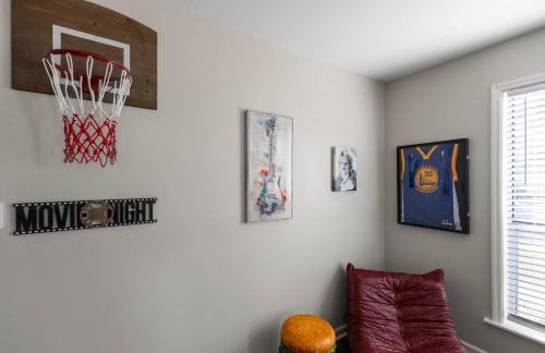 Renovated, Dog Friendly, Fenced Yard, Game RM - Foto 21