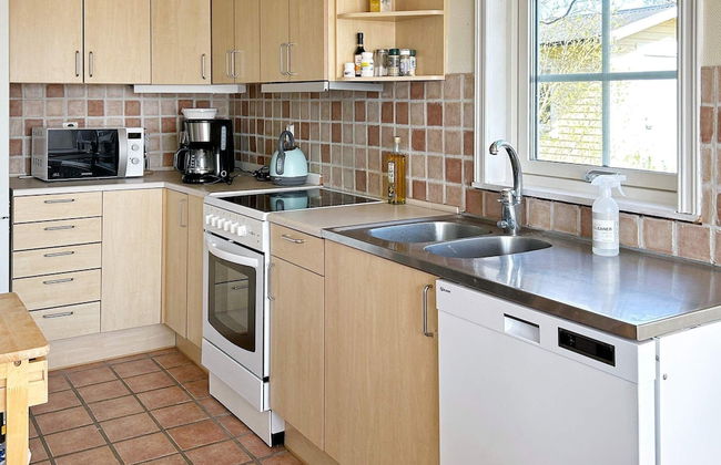 4 Person Holiday Home in Skummeslovsstrand - Foto 5