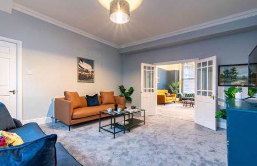 St Johns, Wakefield - Self check in & free parking - Foto 25