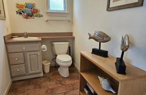 Single Family, Ocean Block, Wifi, Washer And Dryer, Second 2Nd Home From The Ocean! 2Nd From Ocean Contemporary Ship Bottom Home 14010 - Photo 25