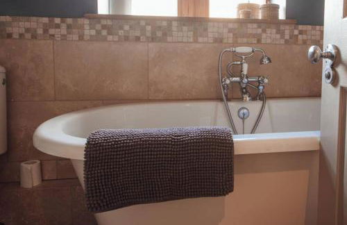 The Vestry - Sleeps 12 - With Hot Tub - Foto 19