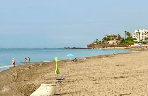 La Cala Beach Home - beachfront few steps away from sandy beach - Photo 16