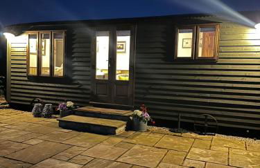 Fotheringhay Glamping - Foto 17