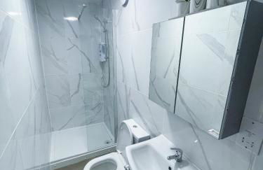 Tettenhall Village Townhouse - Foto 16