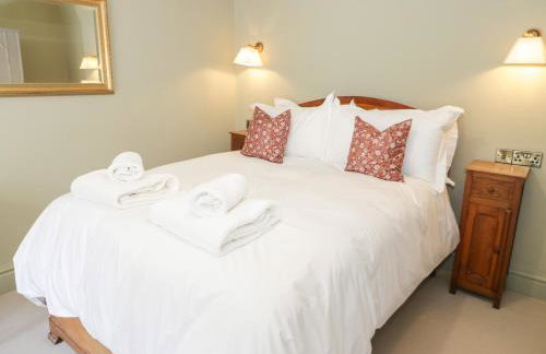 Gwern Borter Manor - Photo 24